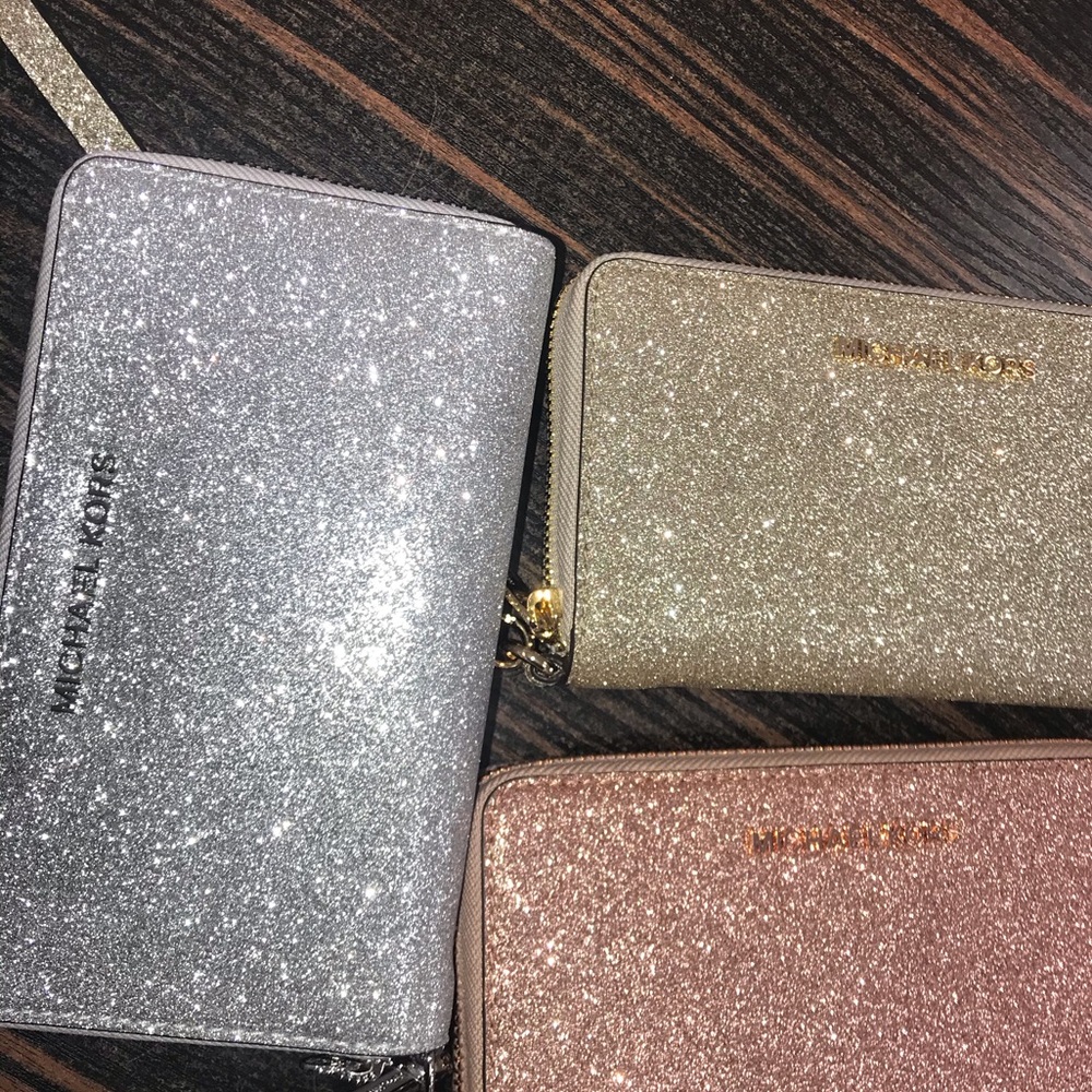 Michael Kors glitter sparkle phone wallet wristlet - Picture 2 of 6